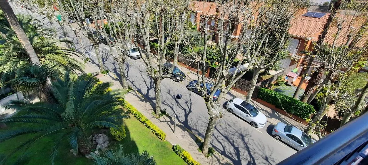 Apartment With Pool Near The Beach And Barcelona By Train El El Masnou