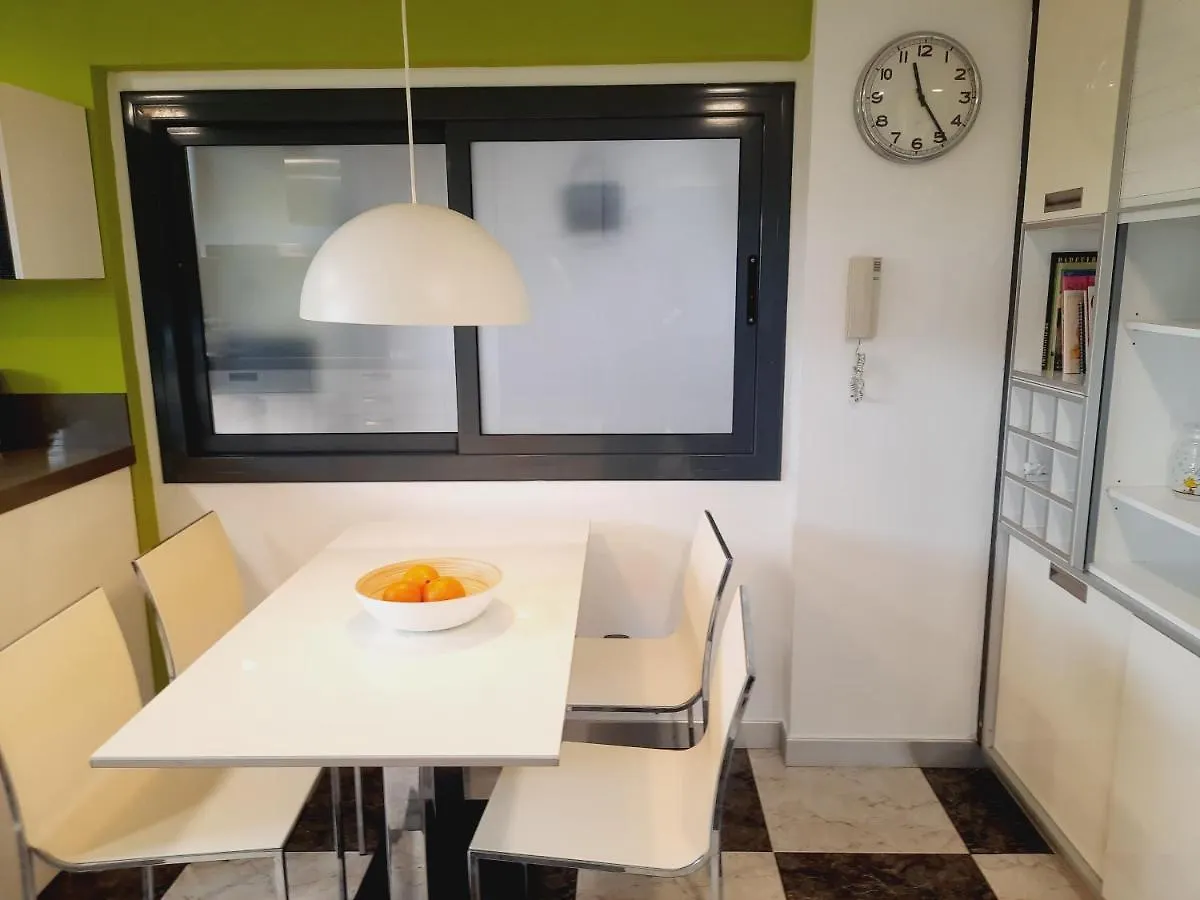 Apartment With Pool Near The Beach And Barcelona By Train El El Masnou
